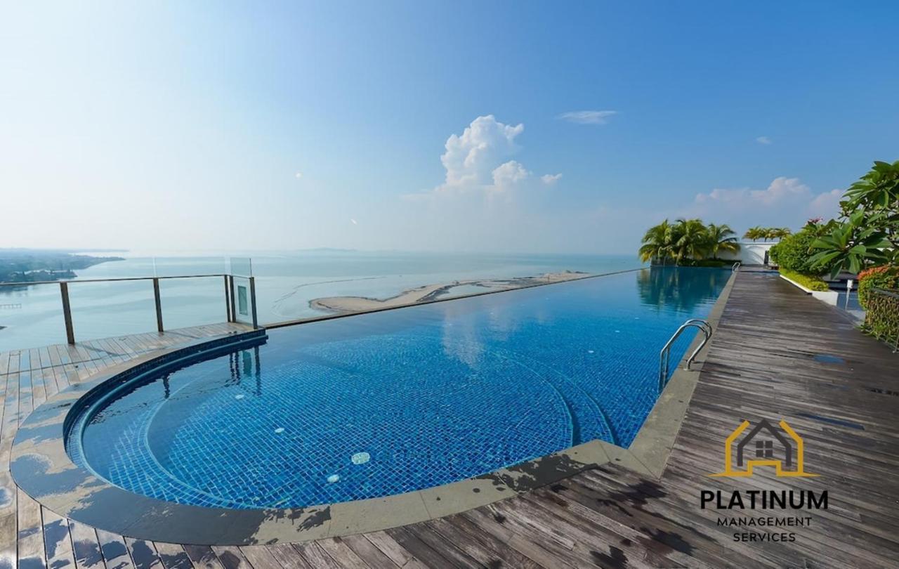 Silverscape Family Suite Melaka City Centre ภายนอก รูปภาพ