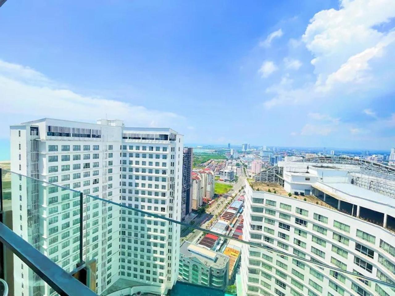 Silverscape Family Suite Melaka City Centre ภายนอก รูปภาพ